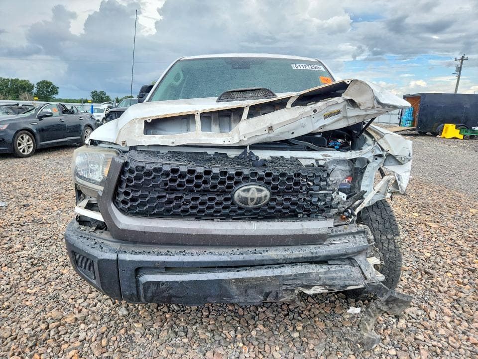 2018 TOYOTA TUNDRA SR 5