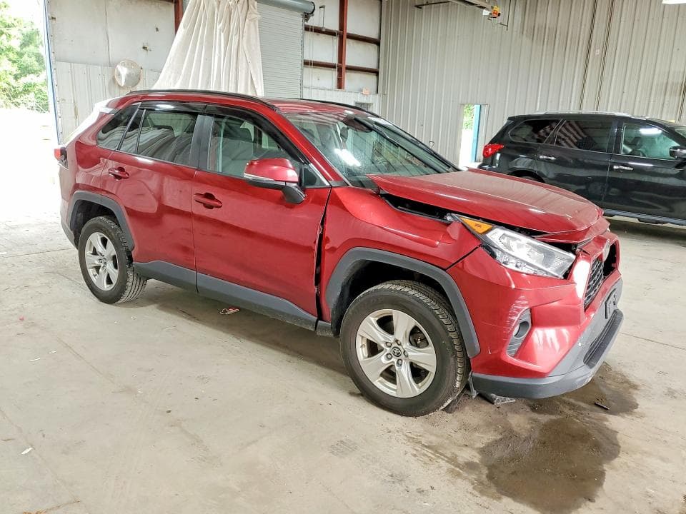 2019 TOYOTA RAV4 XLE 4