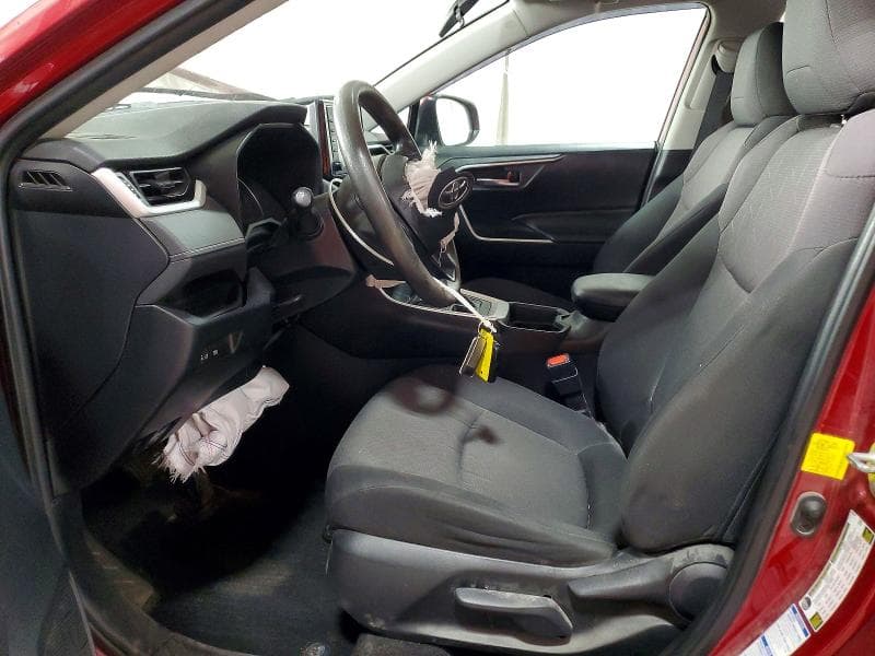 2019 TOYOTA RAV4 XLE 7