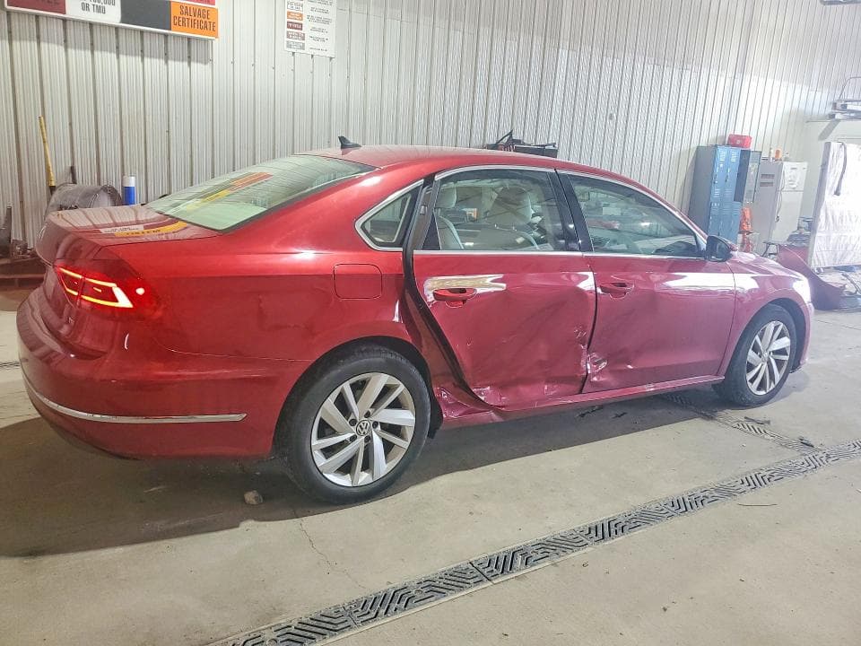 2018 VOLKSWAGEN PASSAT SE 3