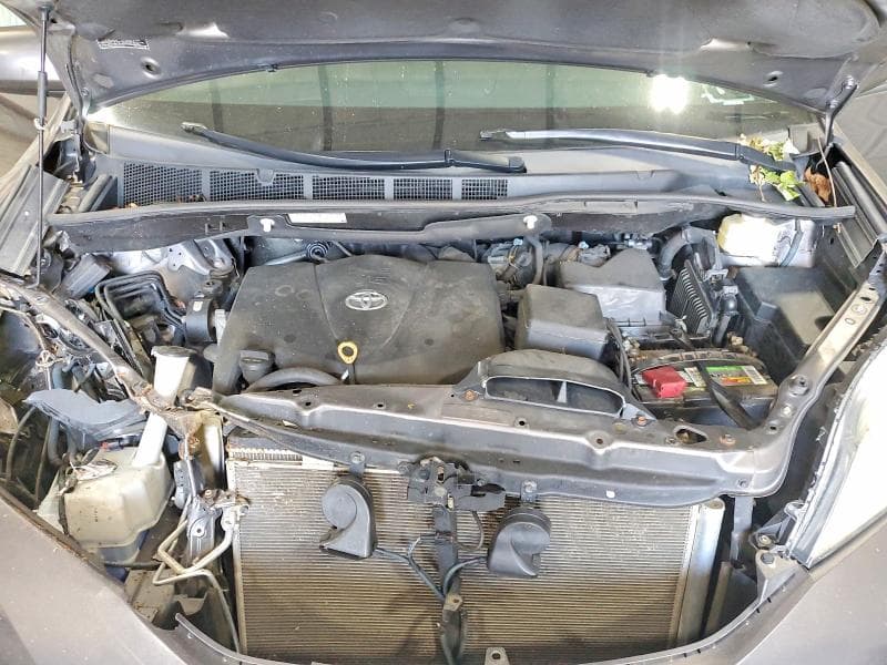 2017 TOYOTA SIENNA XLE 8-PASSENGER 11