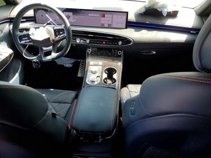 2026 GENESIS GV70 SPORT PRESTIGE 8