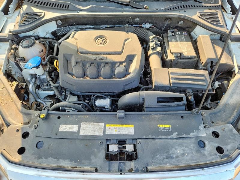 2021 VOLKSWAGEN PASSAT SE SE 11
