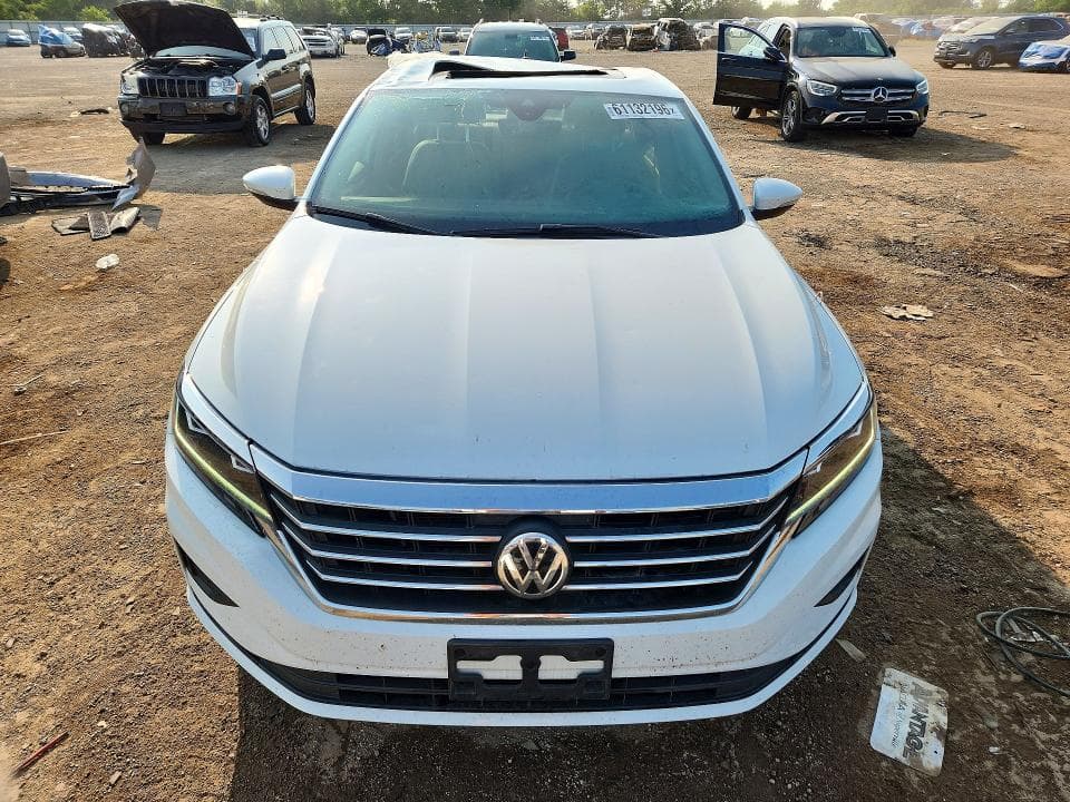 2021 VOLKSWAGEN PASSAT SE SE 5