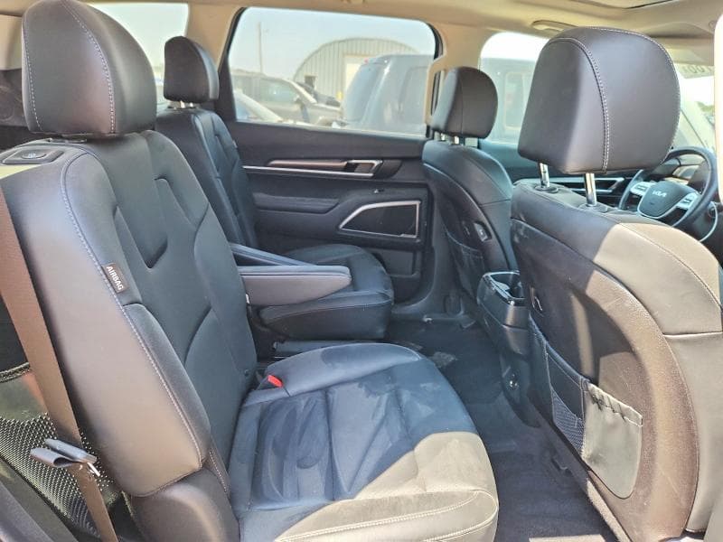 2025 KIA TELLURIDE S 11