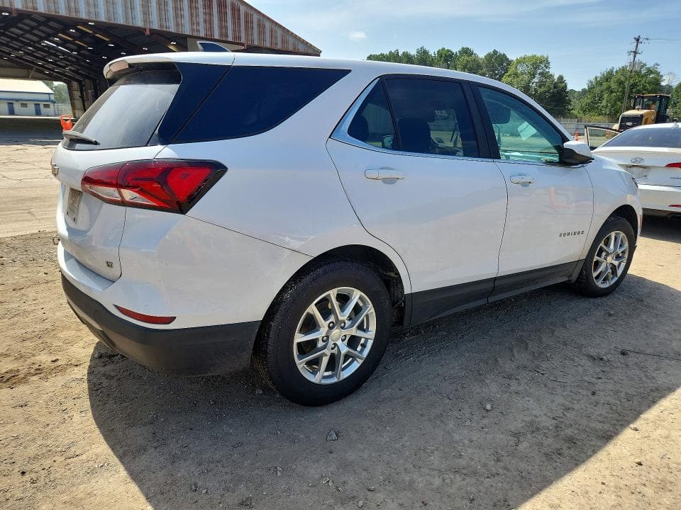 2022 CHEVROLET EQUINOX LT 3