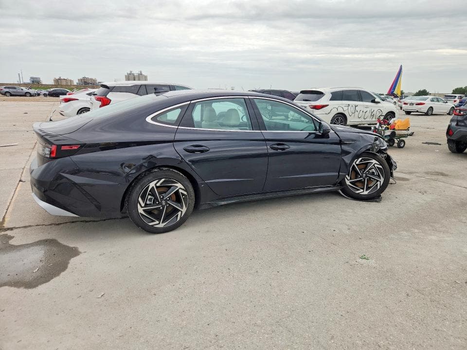 2026 HYUNDAI SONATA SEL SPORT 3