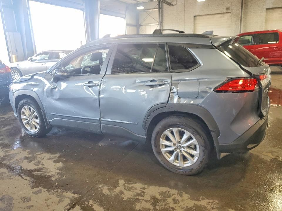 2024 TOYOTA COROLLA CROSS LE 2