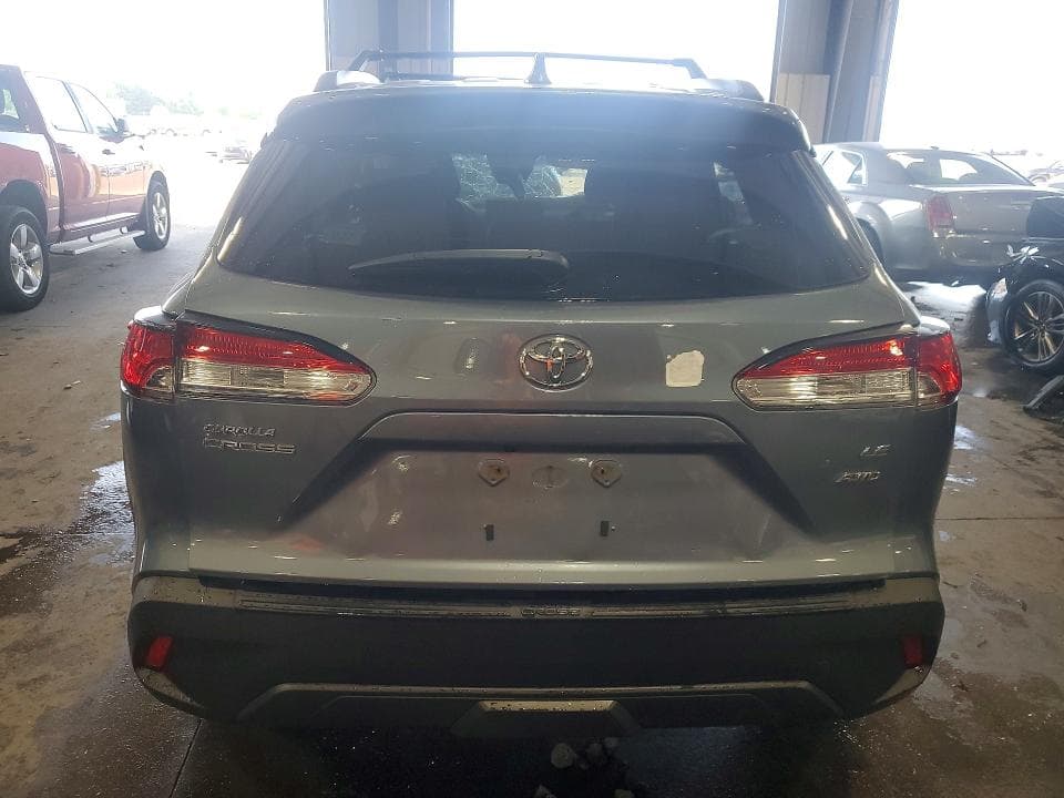 2024 TOYOTA COROLLA CROSS LE 6