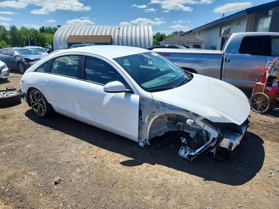 2024 HYUNDAI IONIQ 6 SEL 4