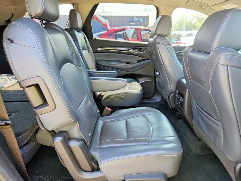 2018 BUICK ENCLAVE PREMIUM 11