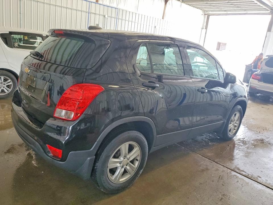 2017 CHEVROLET TRAX LS 3