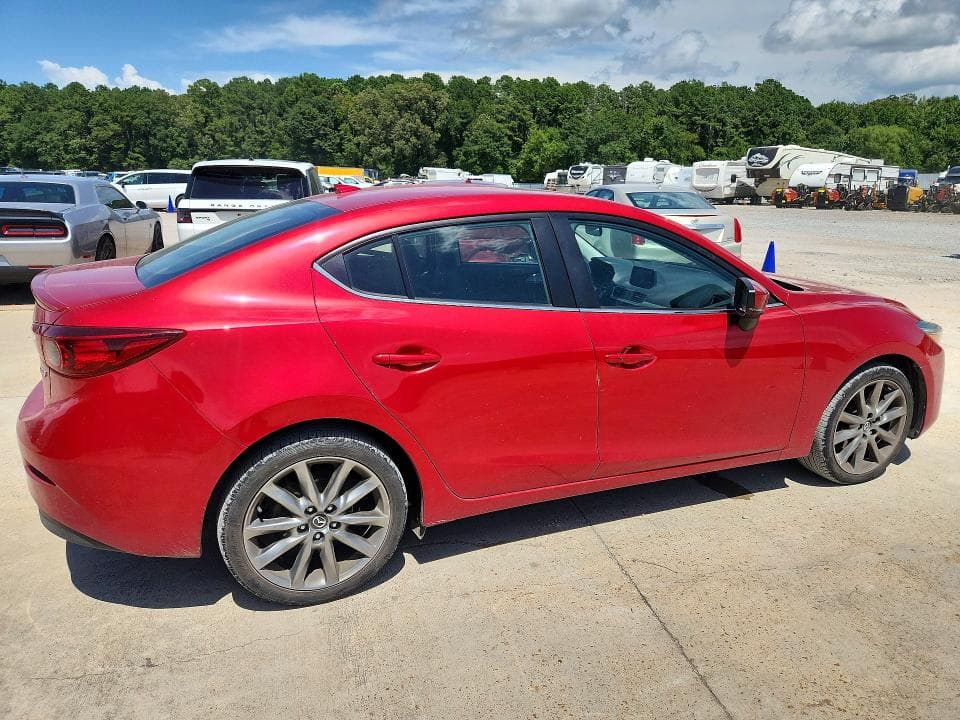 2018 MAZDA 3 TOURING 3