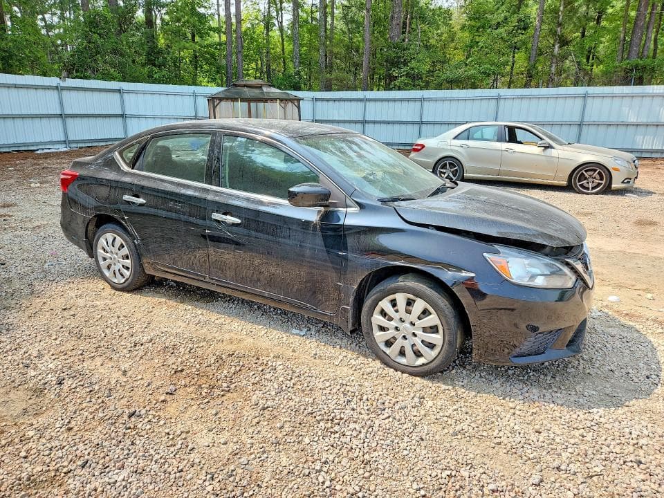 2018 NISSAN SENTRA S 4