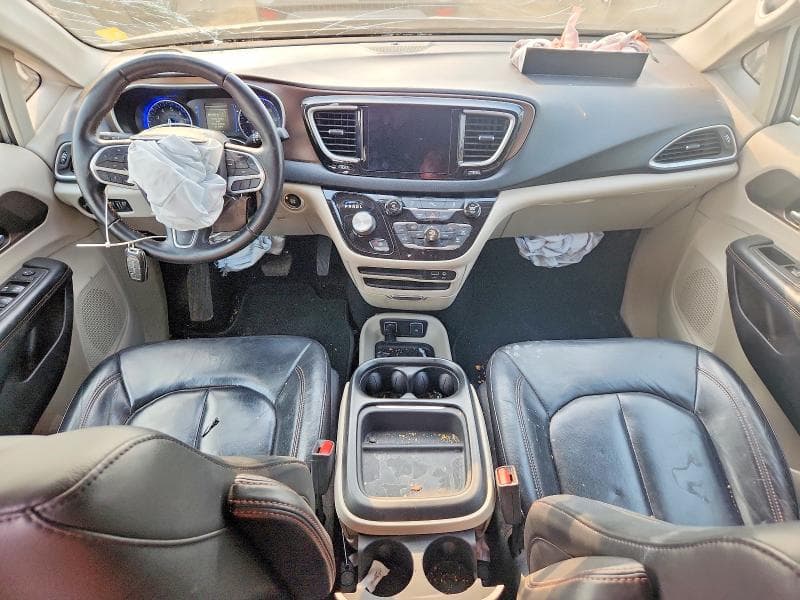 2017 CHRYSLER PACIFICA TOURING L TOURING L 8