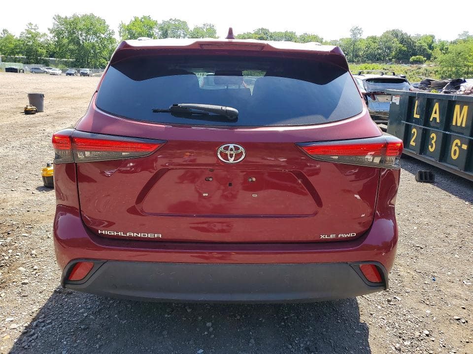 2020 TOYOTA HIGHLANDER XLE 6