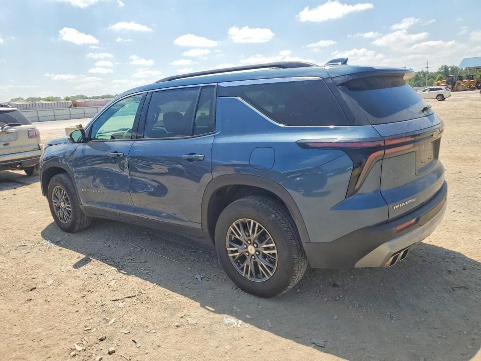 2025 CHEVROLET TRAVERSE LT 2