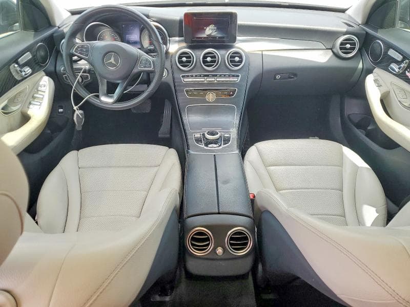 2017 MERCEDES-BENZ C 300 8