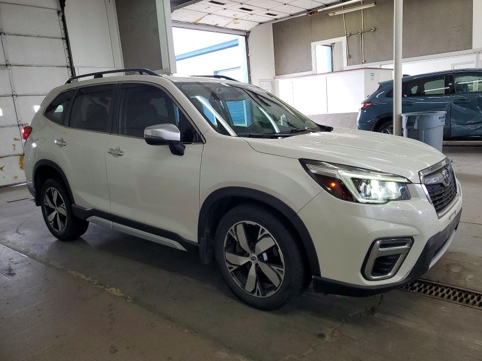 2019 SUBARU FORESTER TOURING 4
