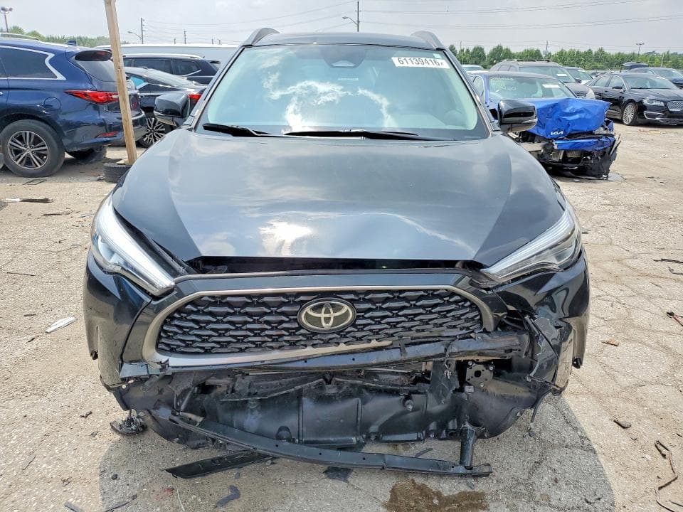 2024 TOYOTA COROLLA CROSS XLE XLE 5