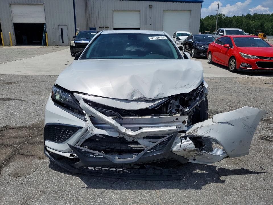 2022 TOYOTA CAMRY SE 5