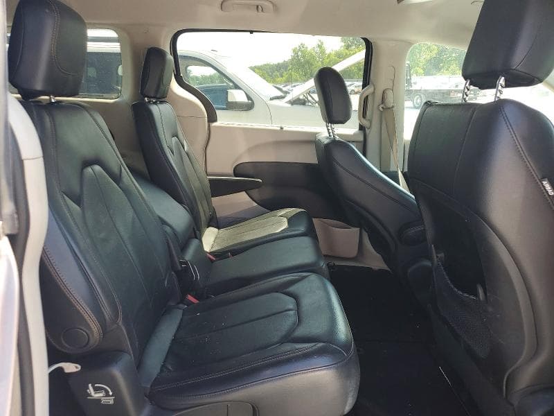2017 CHRYSLER PACIFICA TOURING L 11