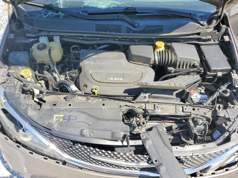 2017 CHRYSLER PACIFICA TOURING L 12