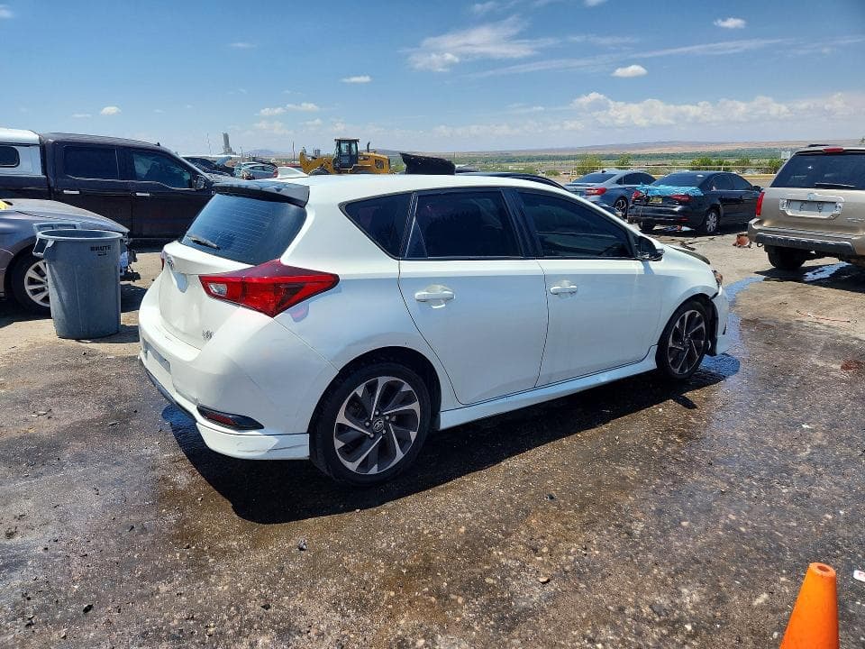2018 TOYOTA COROLLA IM BASE BASE 3