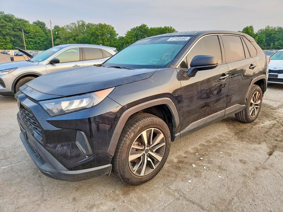 2022 TOYOTA RAV4 LE - 1