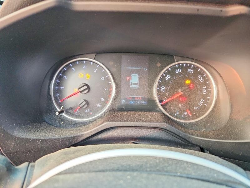 2022 TOYOTA RAV4 LE 9