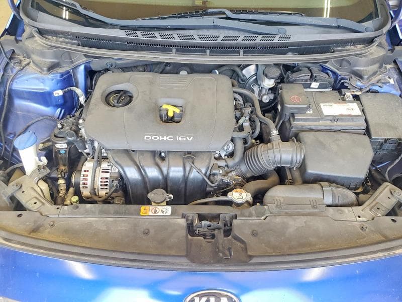 2017 KIA FORTE LX 11