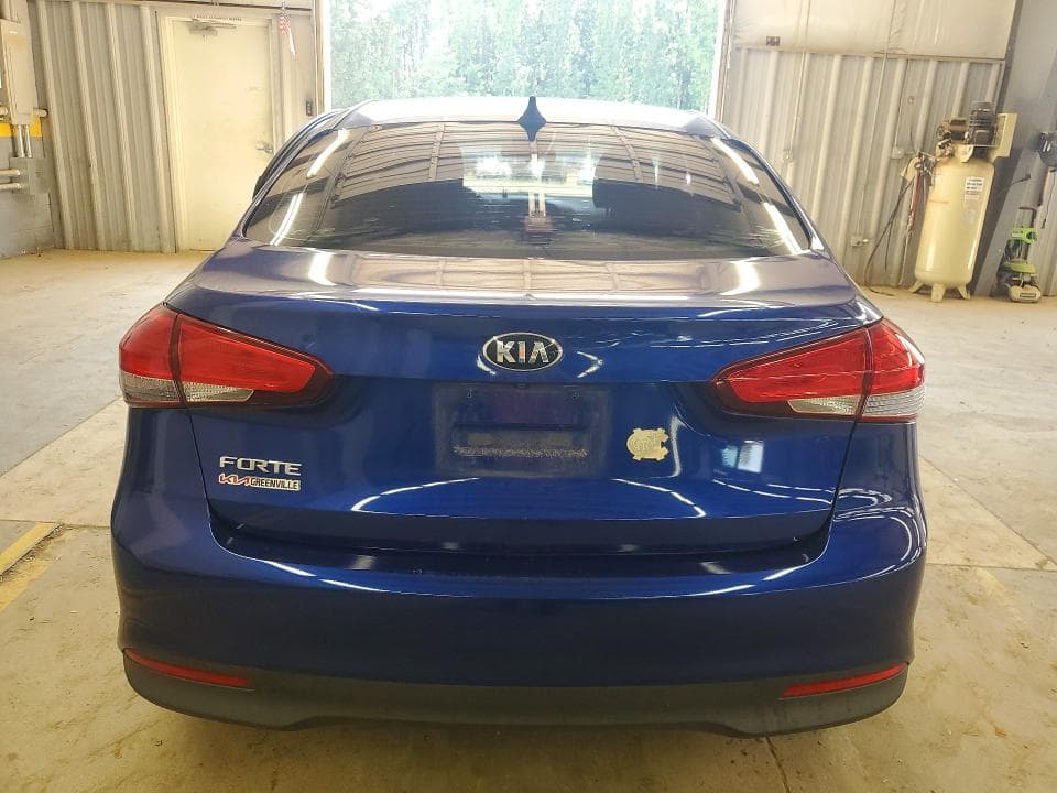 2017 KIA FORTE LX 6