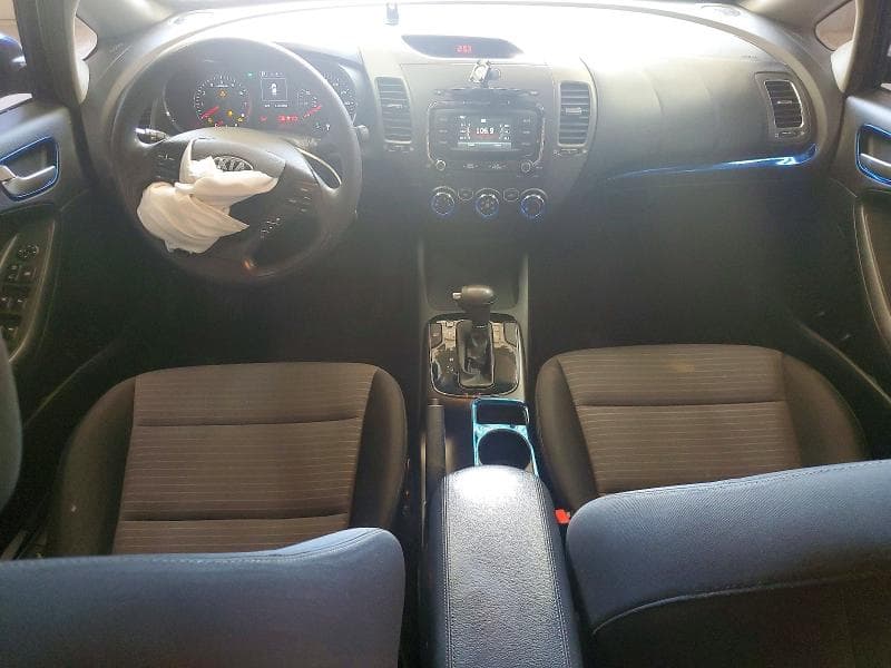 2017 KIA FORTE LX 8