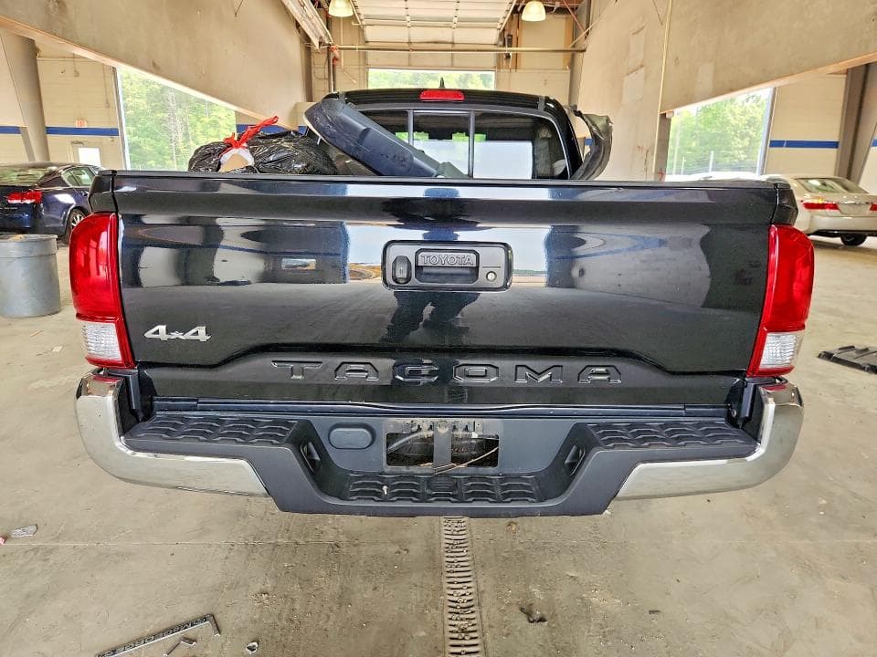 2017 TOYOTA TACOMA SR5 6