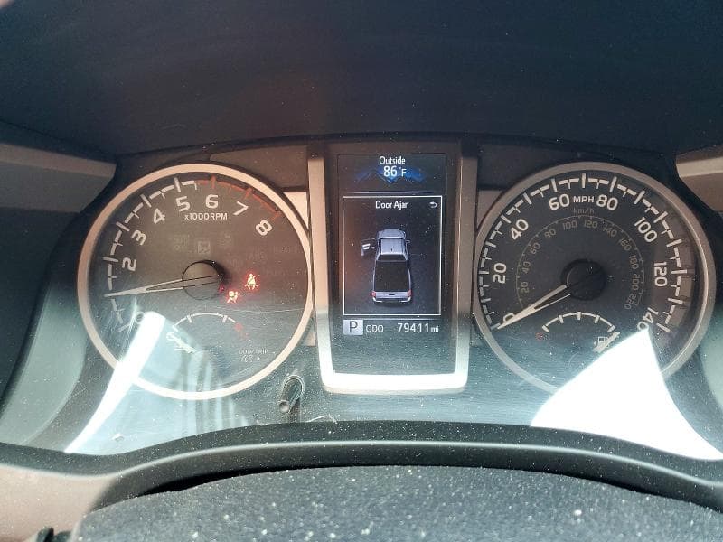 2017 TOYOTA TACOMA SR5 9