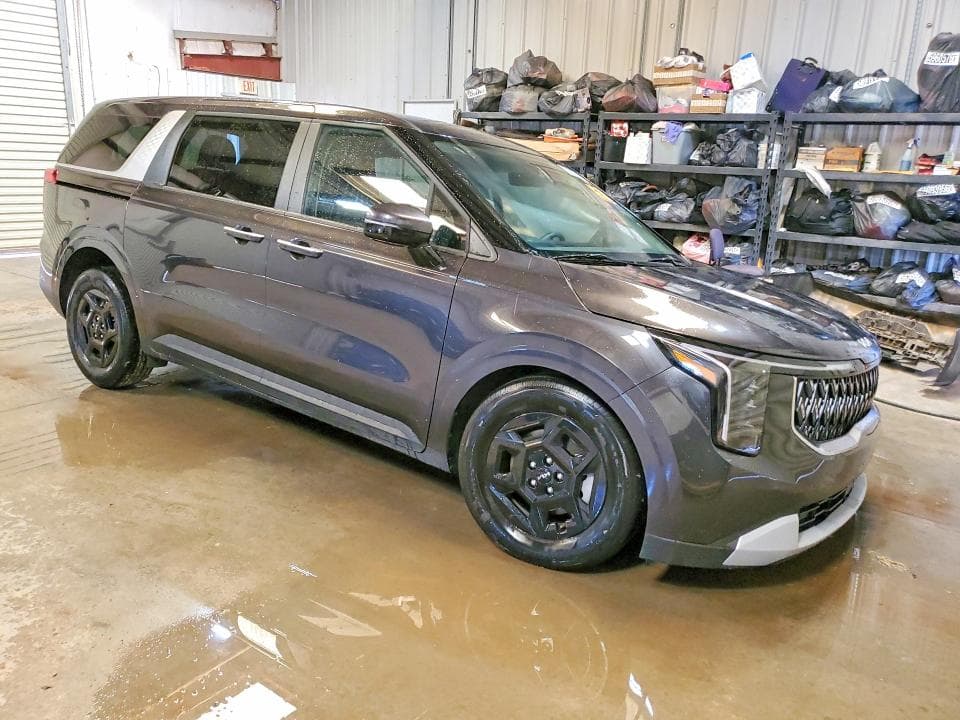 2026 KIA CARNIVAL LXS 4