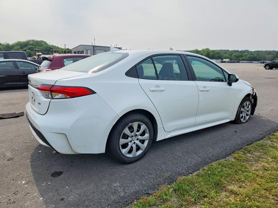 2022 TOYOTA COROLLA LE 3