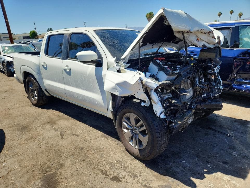 2025 NISSAN FRONTIER SV 4