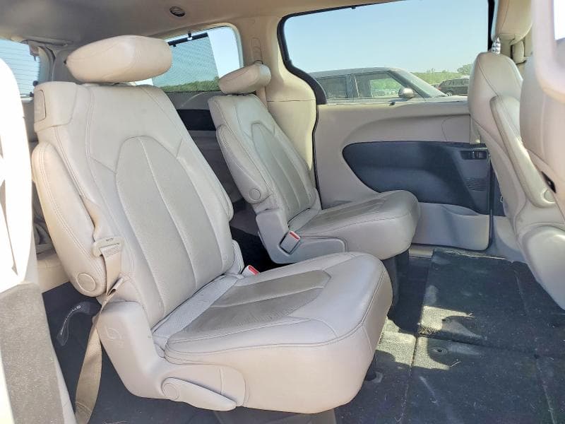 2021 CHRYSLER PACIFICA TOURING L 11