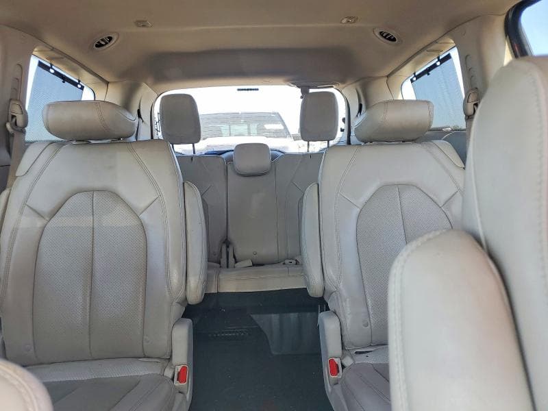 2021 CHRYSLER PACIFICA TOURING L 10