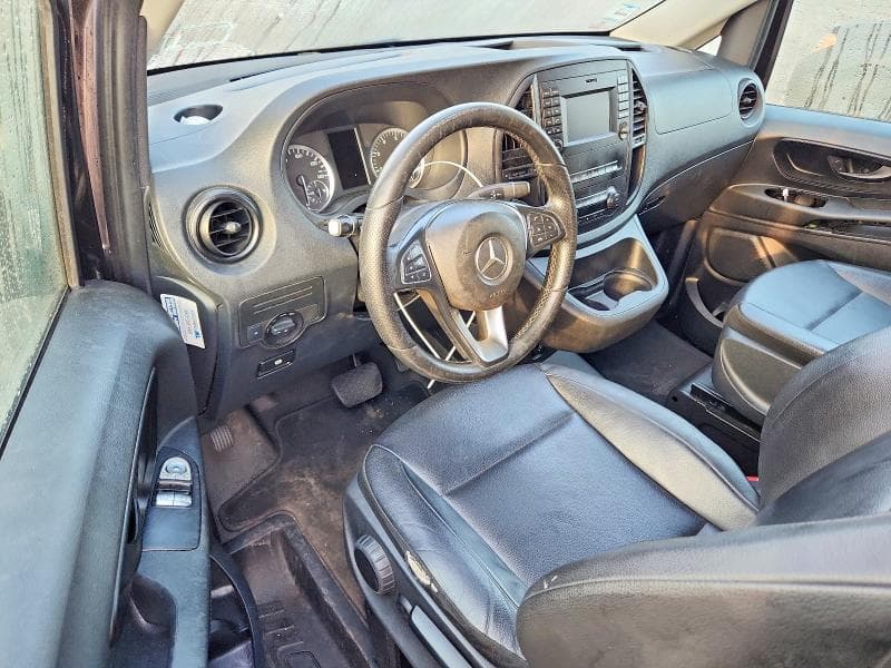 2018 MERCEDES-BENZ METRIS 8