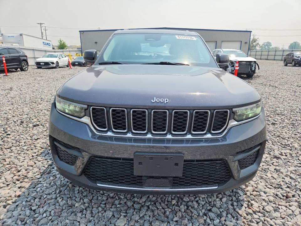 2022 JEEP GRAND CHEROKEE LAREDO 5