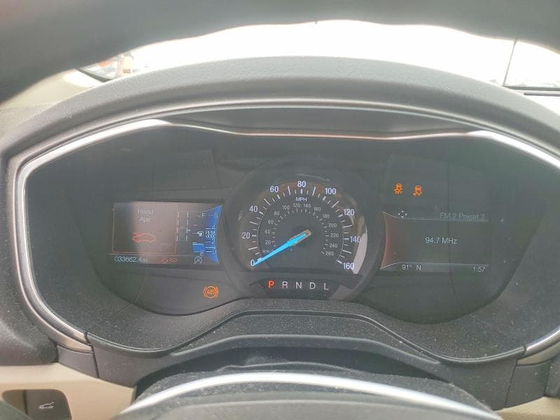 2020 FORD FUSION SE 9