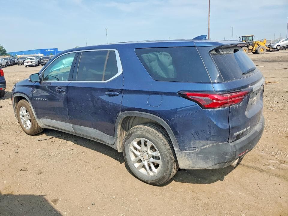 2023 CHEVROLET TRAVERSE LS 2