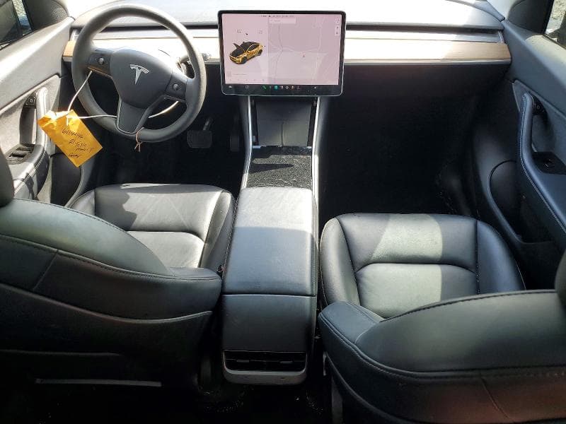2021 TESLA MODEL Y 8