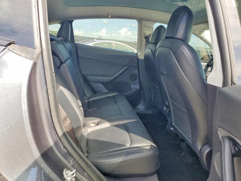 2021 TESLA MODEL Y 10