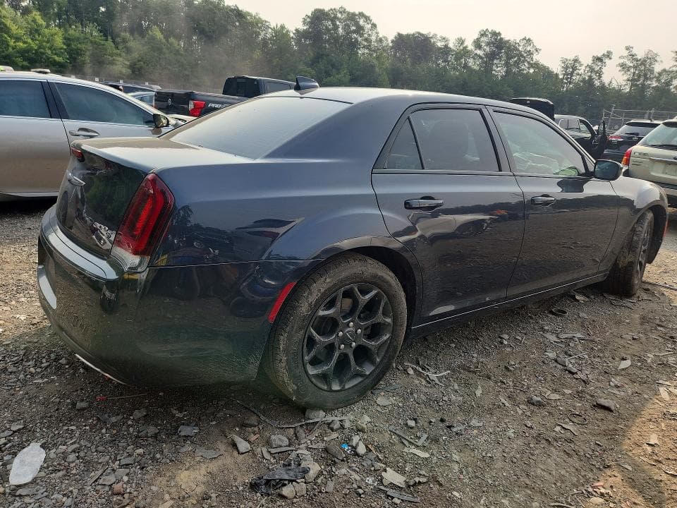 2019 CHRYSLER 300 S 3