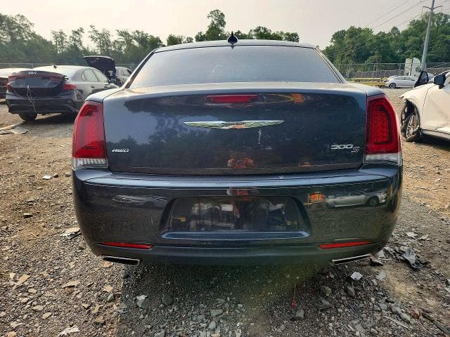 2019 CHRYSLER 300 S 6