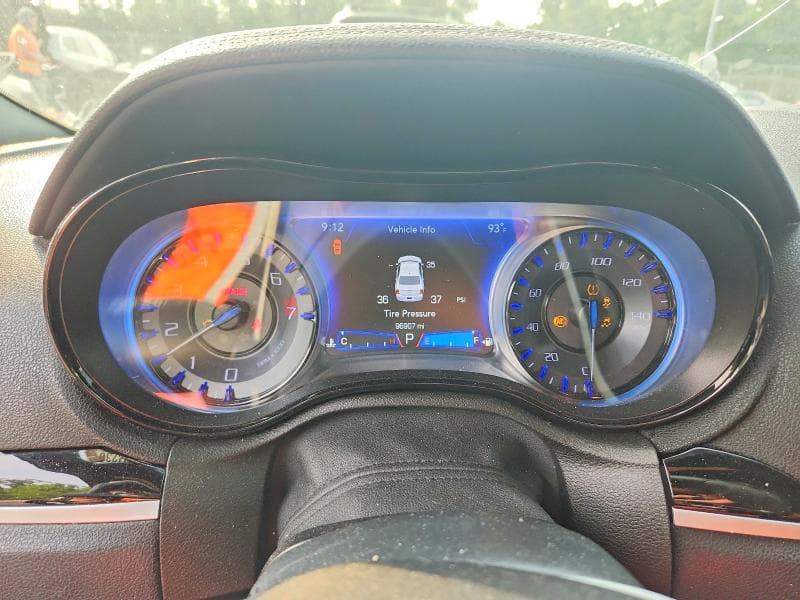 2019 CHRYSLER 300 S 9
