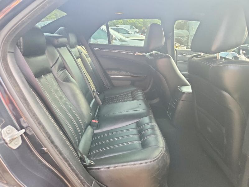 2019 CHRYSLER 300 S 10